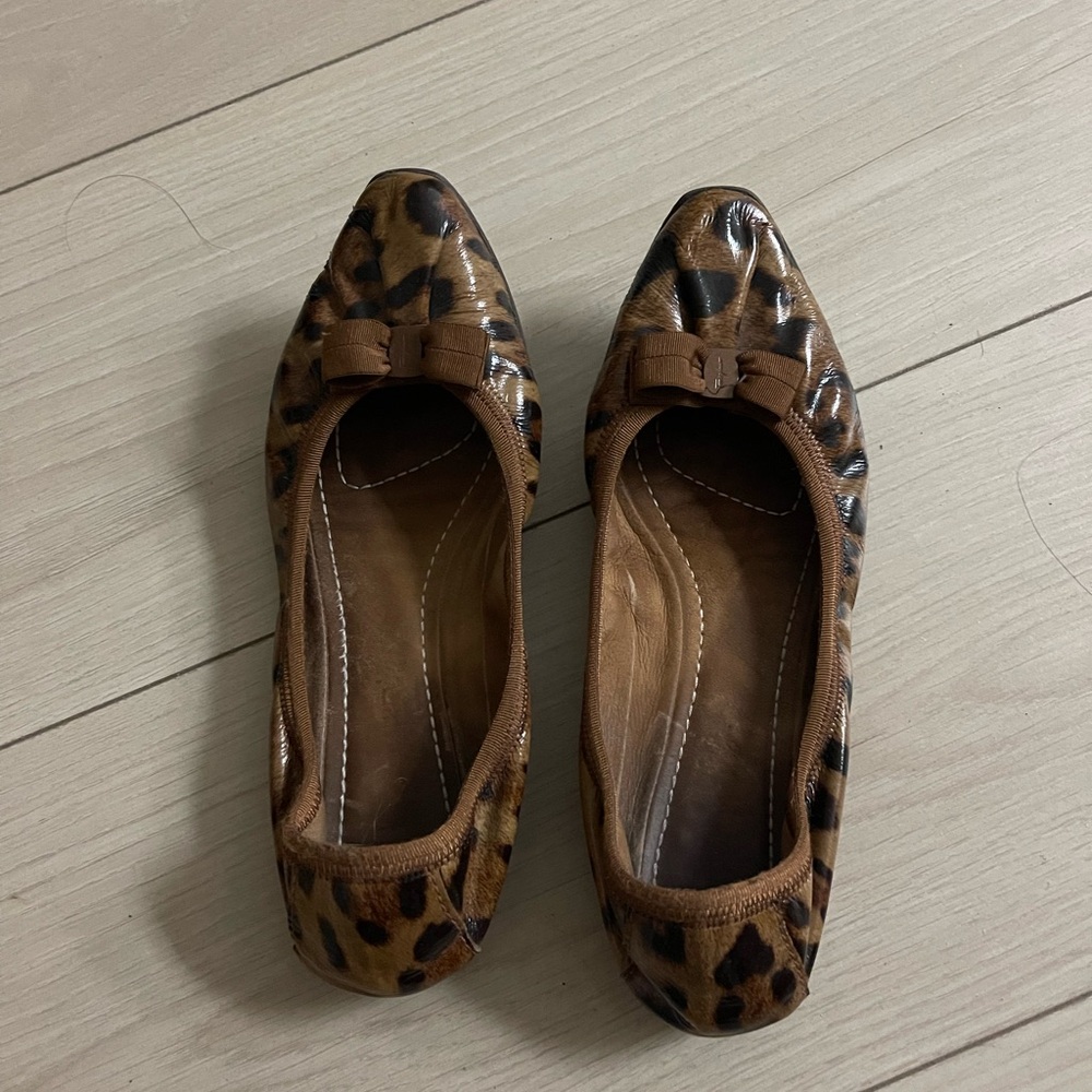 Leopard print Salvatore Ferragamo ballet shoes - Picture 2 of 3